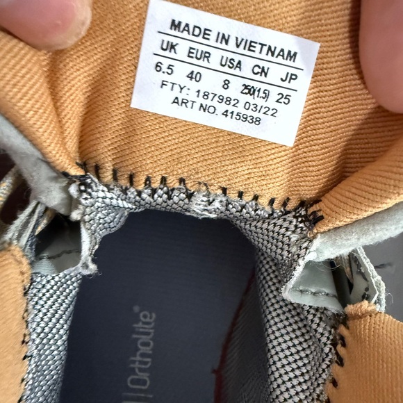 Salomon Men's Athletic Shoes - Light Green and Black - Picture 7 of 7